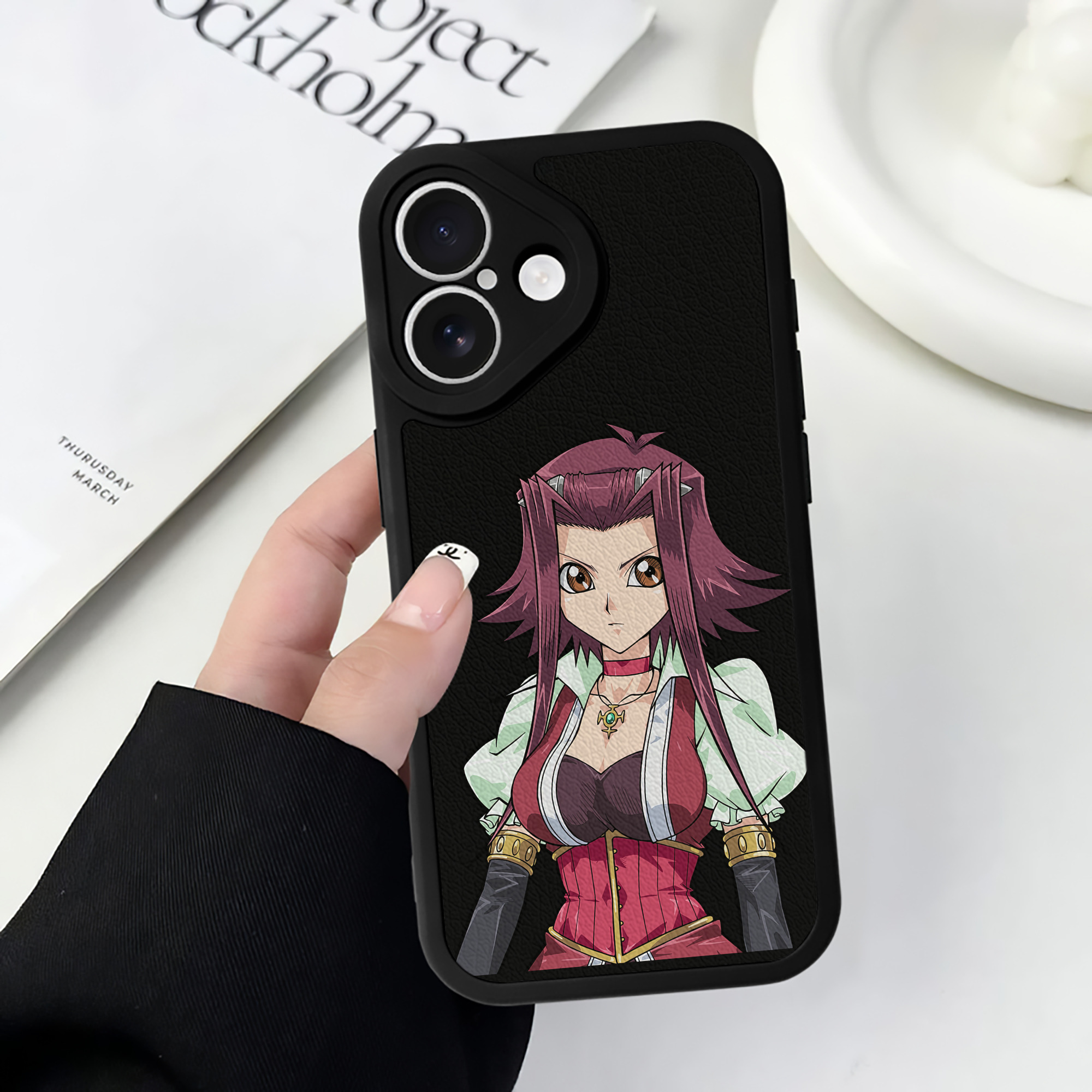（画像用） 遊☆戯☆王 Yu-Gi-Oh! 【iPhone 16シリーズ対応】シリコンスマホケース（レザー調） 材質：シリコン